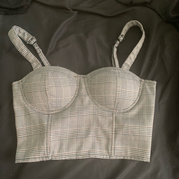 Set from sirens - Picture 3 of 3